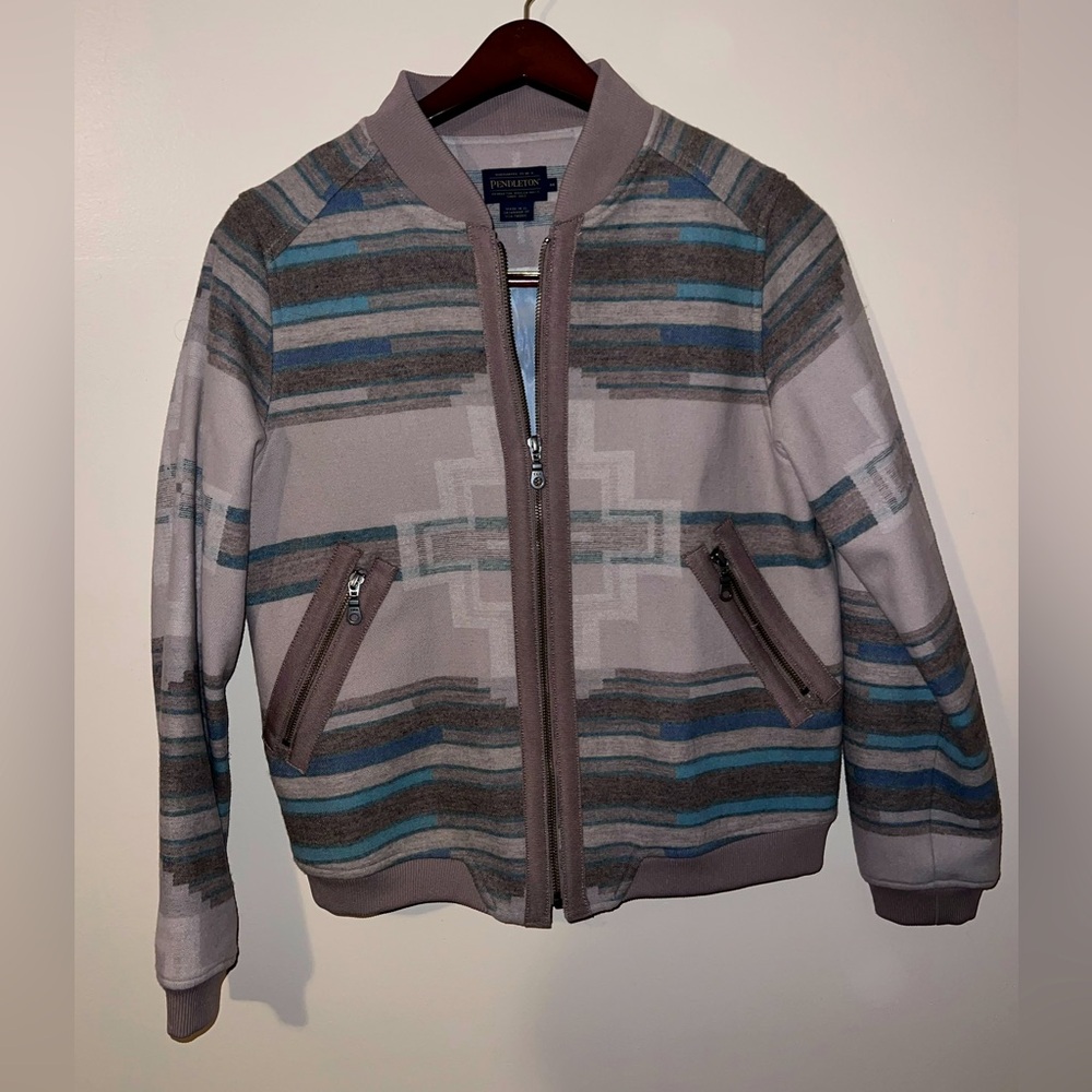 Womens Pendleton Jacket 100% wool
